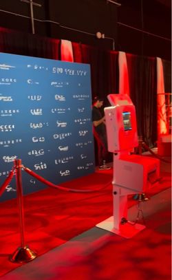 Step and Repeats / Red Carpets