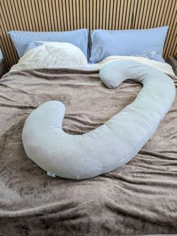 Body pillow