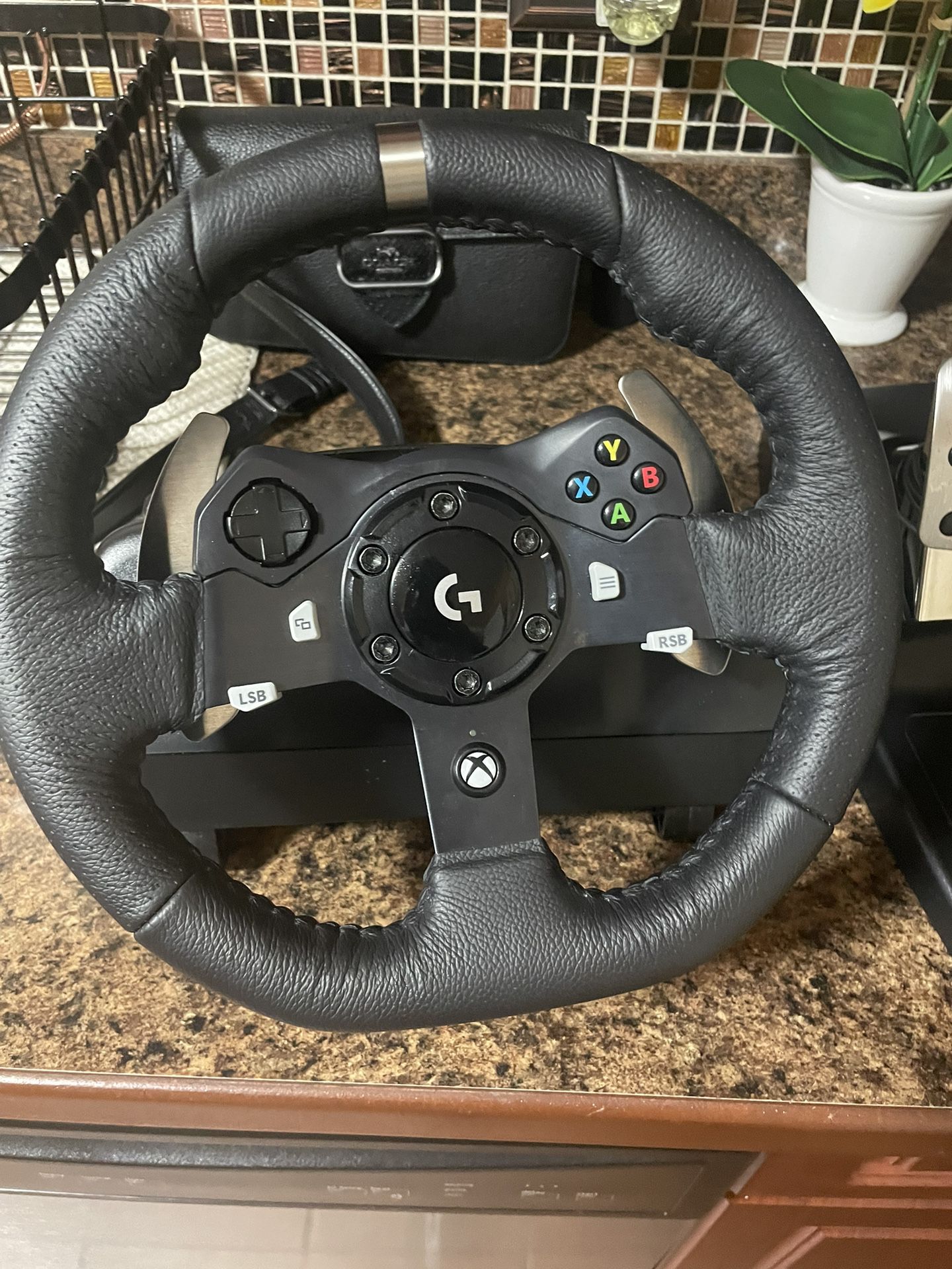 Logitech Steering Wheel And Pedals 