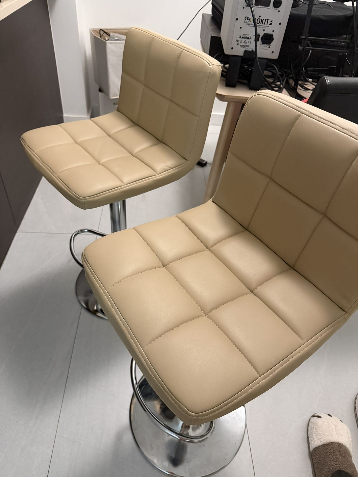 2x Bar Stool - Caqui Color - Leather Finish