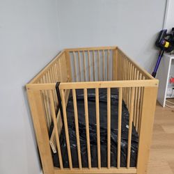  Baby Crib +mattress in very good condition.