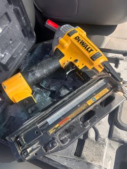 16 DEWALT  Finish Nailer gun