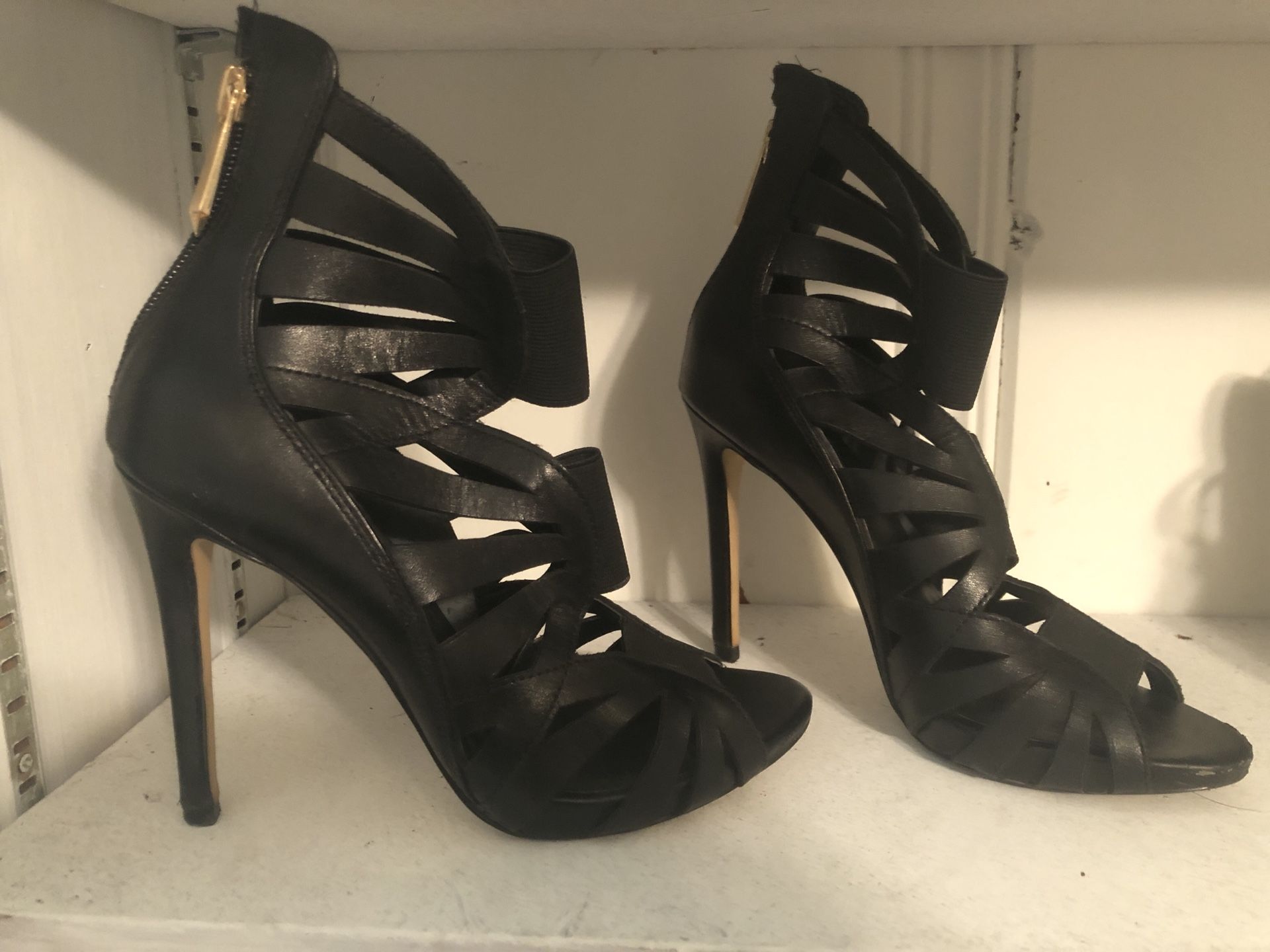 Guess leather heels
