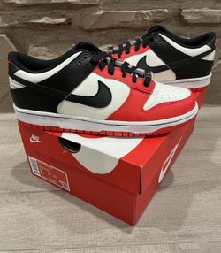 NIKE Dunk Low EMB Chicago New