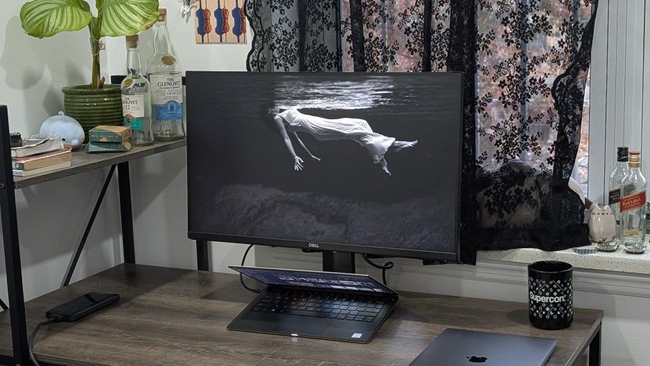 DELL Gaming Monitor P2720DC (w USB-C) 