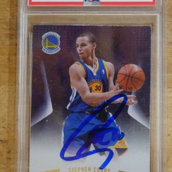 PSA Trading Card #10  Certified Signed Stephen Curry Gem MT 10 2011 Auto Grade mint condition. collectible. 