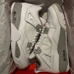 Jordan 4 