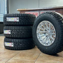 👅👅👅17x9 FUEL TRAXX 6x5.5 TACOMA CHEVY TUNDRA SIERRA 👅👅👅