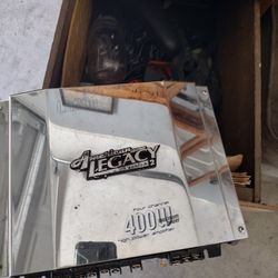 Legacy 400 W Amplifier