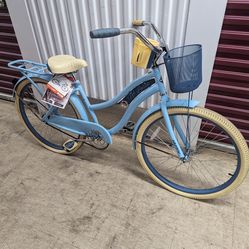 Huffy women's beach cruiser new