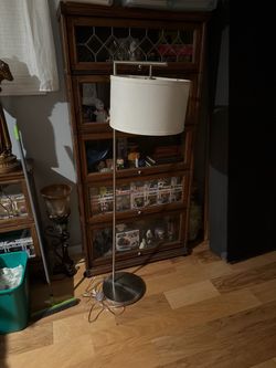 Floor lamp