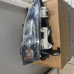 2013-2015 Lexus GS Adaptive Right Headlight 