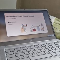 Chromebook 8/10 Condition No Virus Runs Smooth