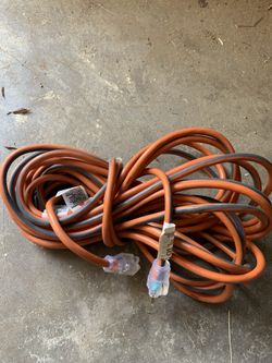 Heavy duty extension cord 12 gage