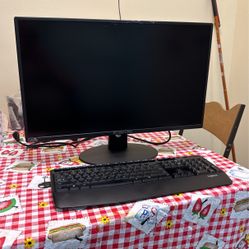 Flat Screen Monitor And Keyboard 