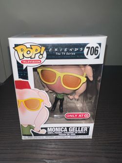 VAULTED EXCLUSIVE Monica Geller Turkey Head Friends Funko Pop #706 Television TV Show Comedy Cox EXC