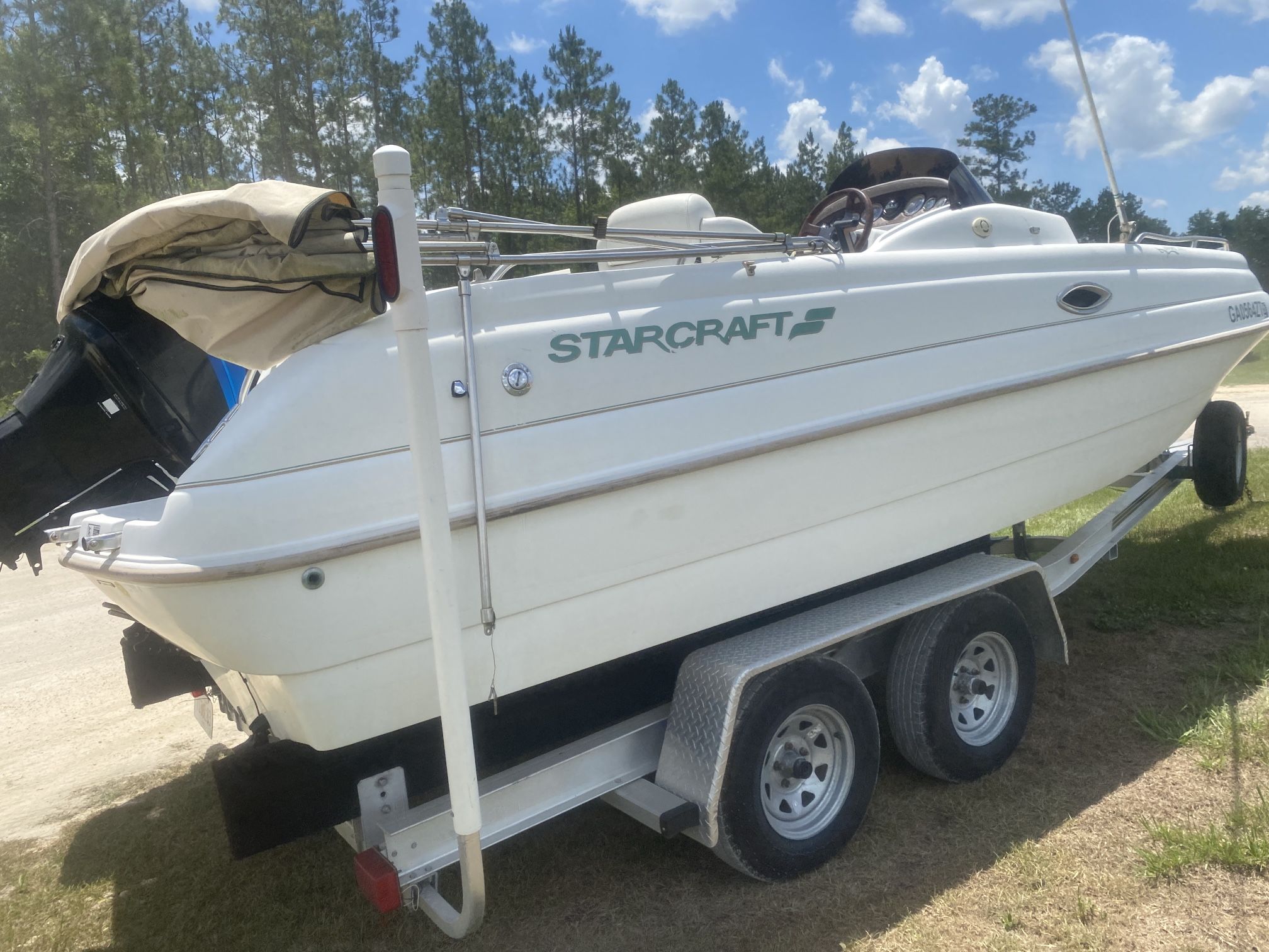 We Finance 20’ Deck Boat With Mercury Outboard * WE FINANCE *
