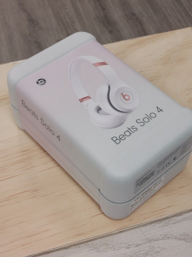 Beats Solo 4 True Wireless On Ear Headphones - Great Deals