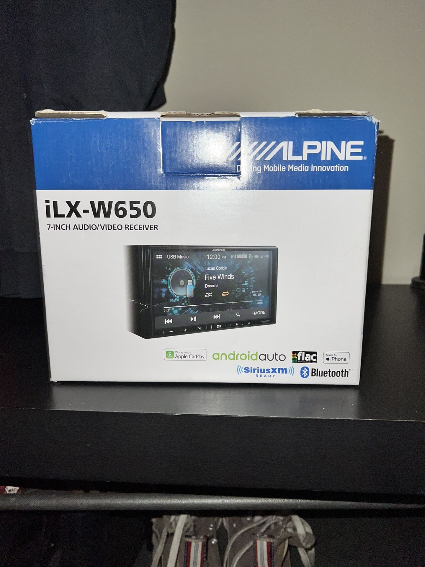 Alpine Car Stereo iLX-W650