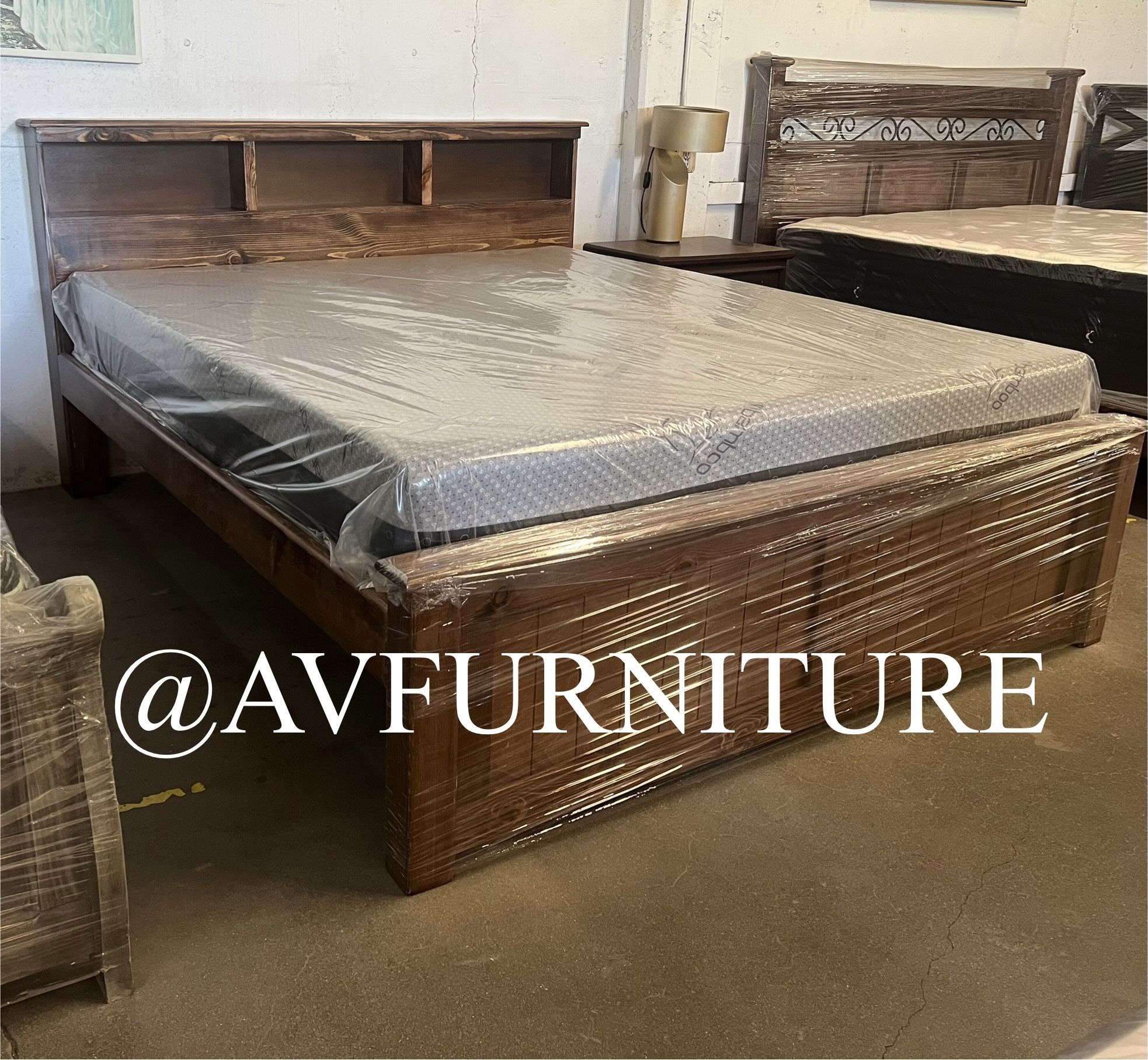 Solid Wood Cal King Or King Bed W Memory Foam Mattress