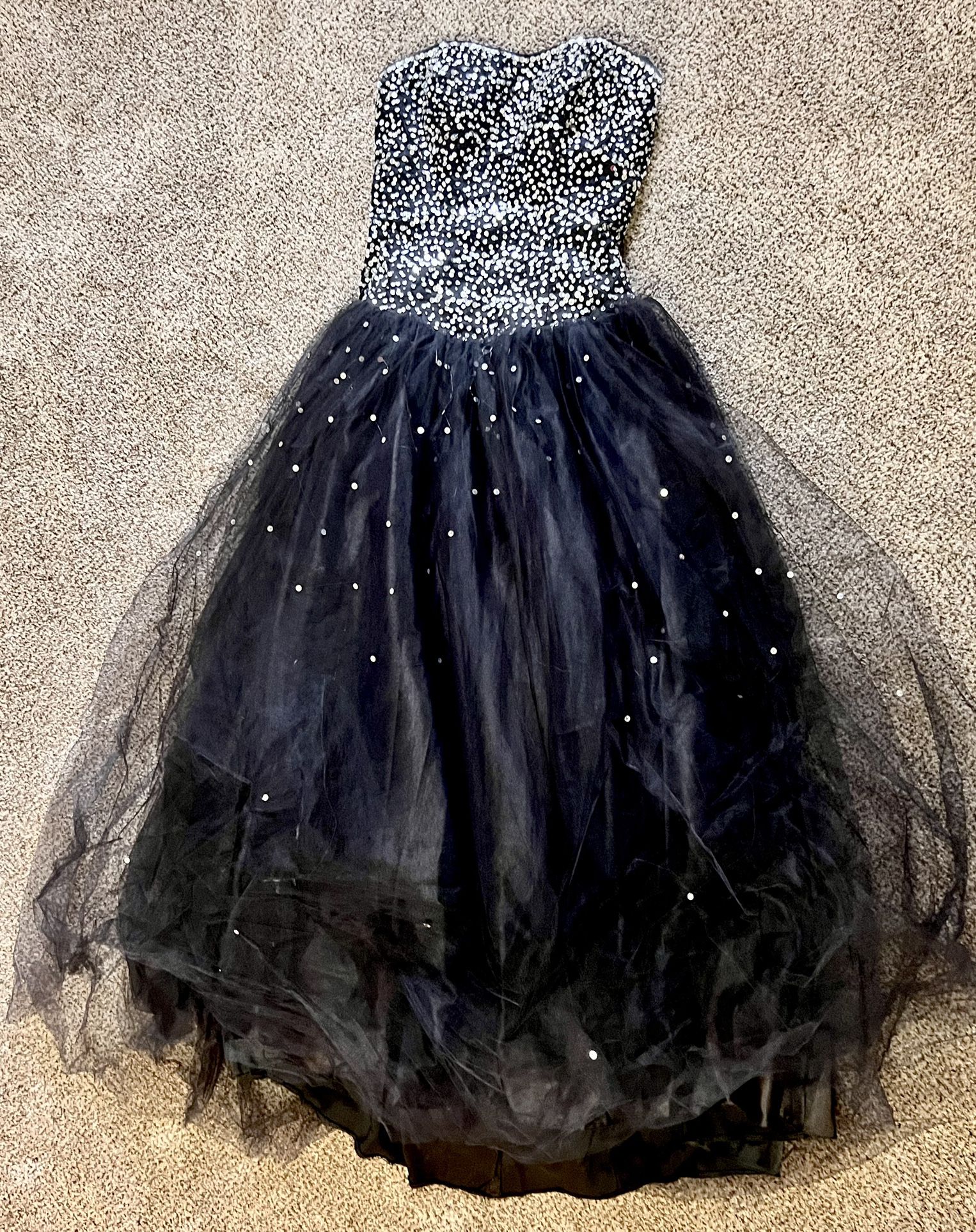 Formal/Prom/Party/Homecoming/Pageant/Quinceañera Dress