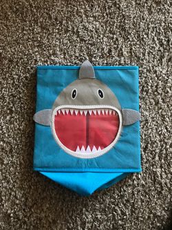 Shark storage cube