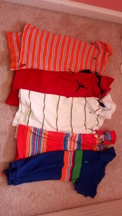 5 short-sleve boys shirts ( 1 sport, 1 Tommy Hilfiger, 2 polo, 1 Old Navy)