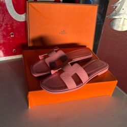 Hermes Slippers