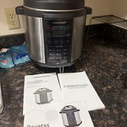 🔥 Kitchen Moving Sale Bundle – Pressure Cooker + Pot + BONUS Pans 🔥