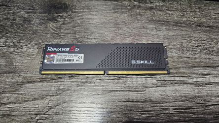 One Ripjaws S5 DDR5 32gb Ram stick