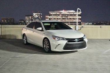 2015 Toyota Camry Hybrid