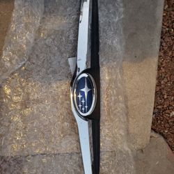 Subaru Grill Trim