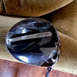 Brand New - Titleist GT2 Driver, 10 degree, Stiff Flex, Headcover included