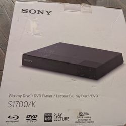 Sony BDP-S1700K Blu-ray DVD Player Dolby Digital TrueHD/DTS and DVD upscaling