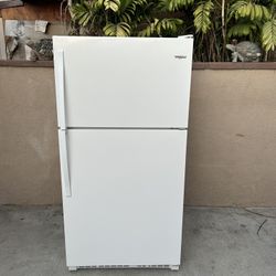 Whirlpool Fridge White 21cu Ft 33x31x66👍🛑3 MONTHS WARRANTY 