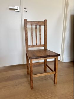 Children's wooden chair (kids chair)
