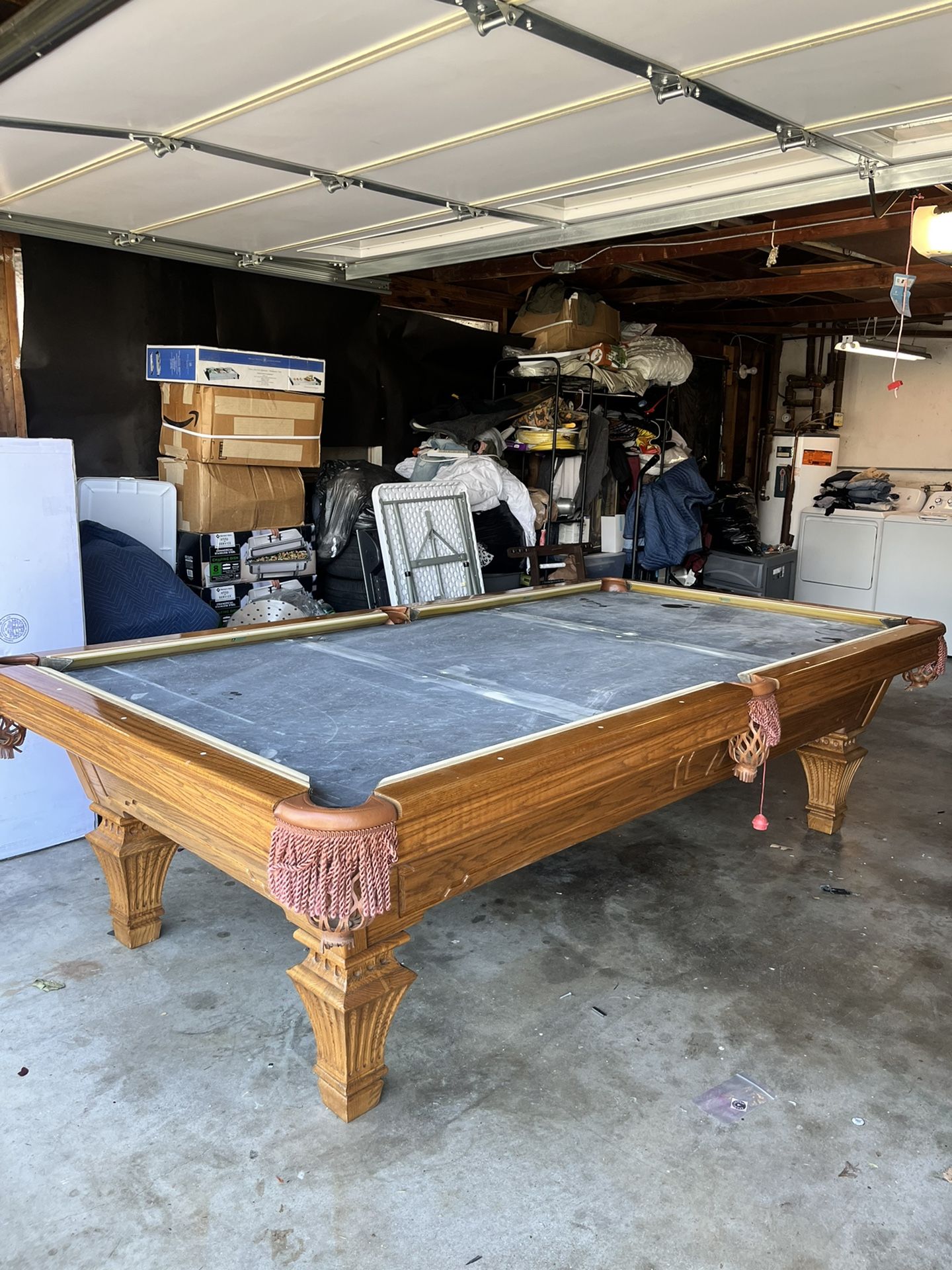 9ft Pool Table ( Free Delivery & Set Up )