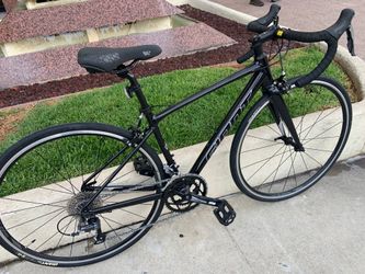 Giant contend 3. 16 speed Xsmall lightweight aluminum frame