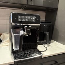 Phillips 3200 LatteGo Espresso Coffee Machine