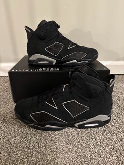 Air Jordan 6 Retro Cap and Gown Men’s Size 11.5 (SKU: IR2266-010)