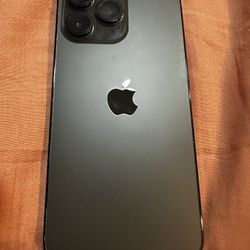 iPhone 14 Pro Max 1TB Unlock Clean. Make Offer ! 