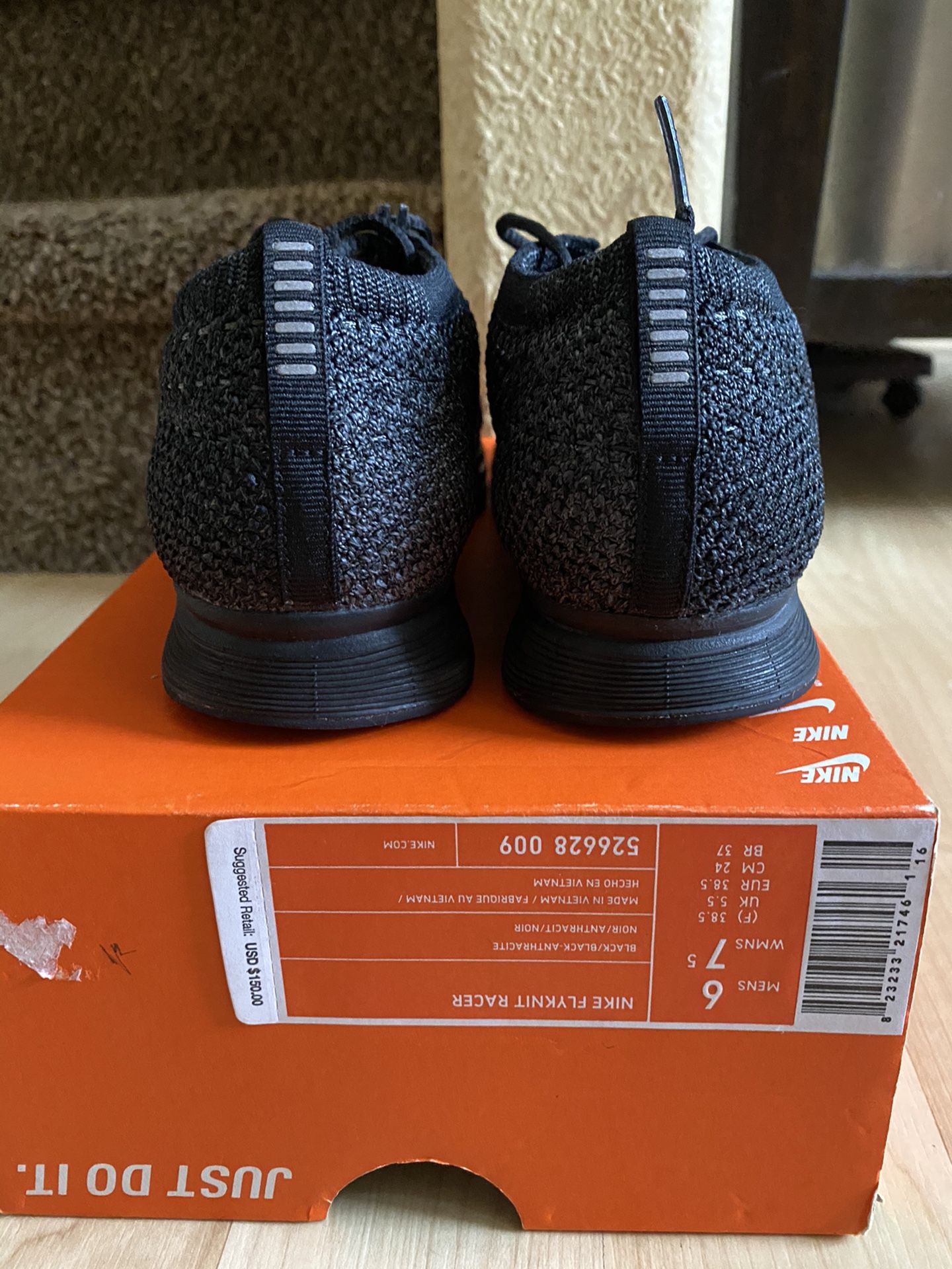 Nike Flyknit Racer Triple Black