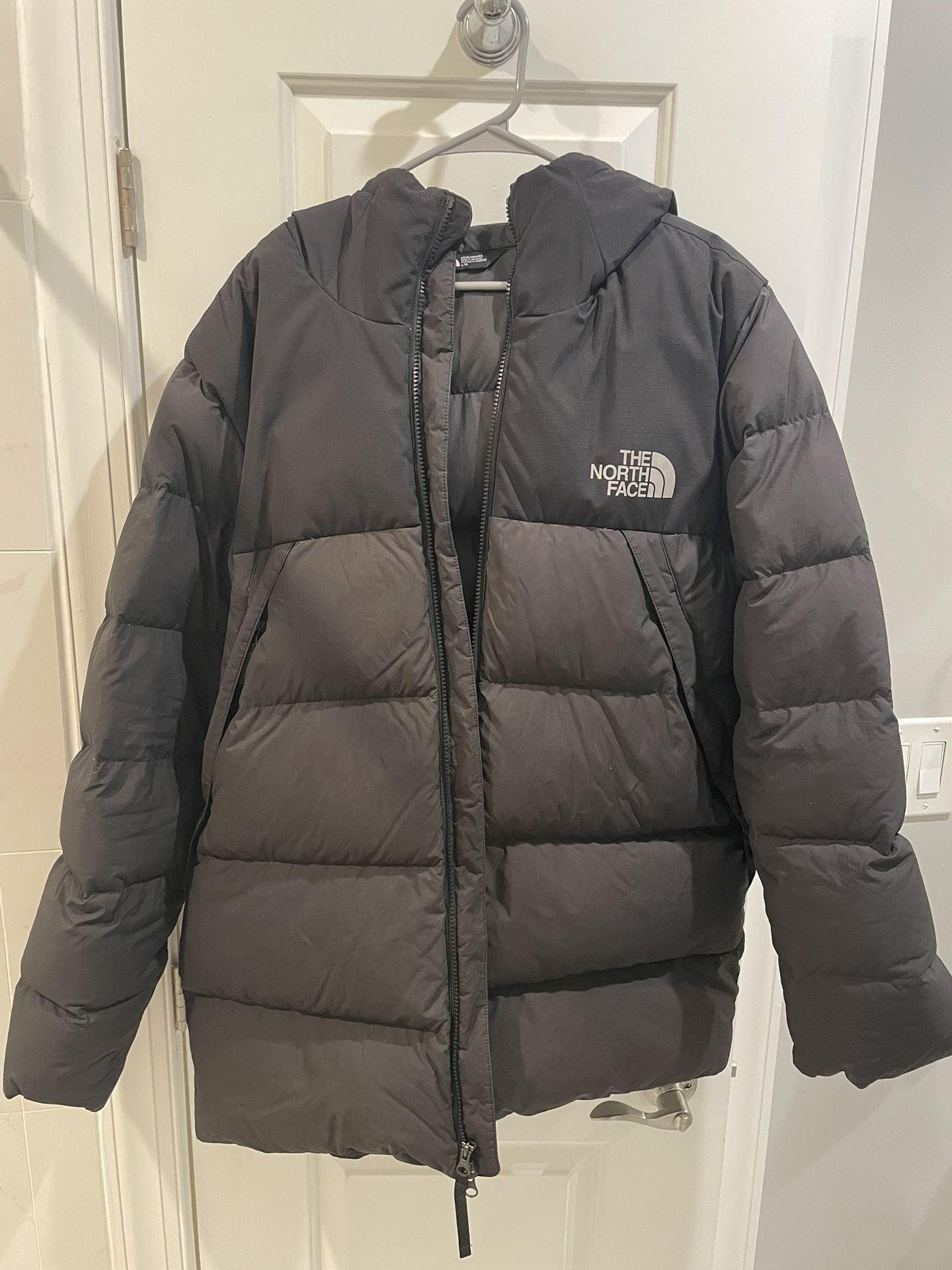 North Face Puffer Jacket Size L
