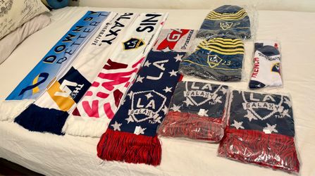 GALAXY : Winter Scarfs; Silk Scarfs; Socks