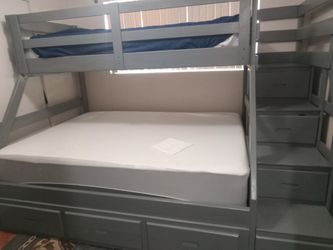 Bunk bed