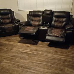 Beautiful Leather Couches 3pc
