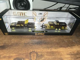 M2 Machines GMC Sierra Diecast Truck Set CHASE