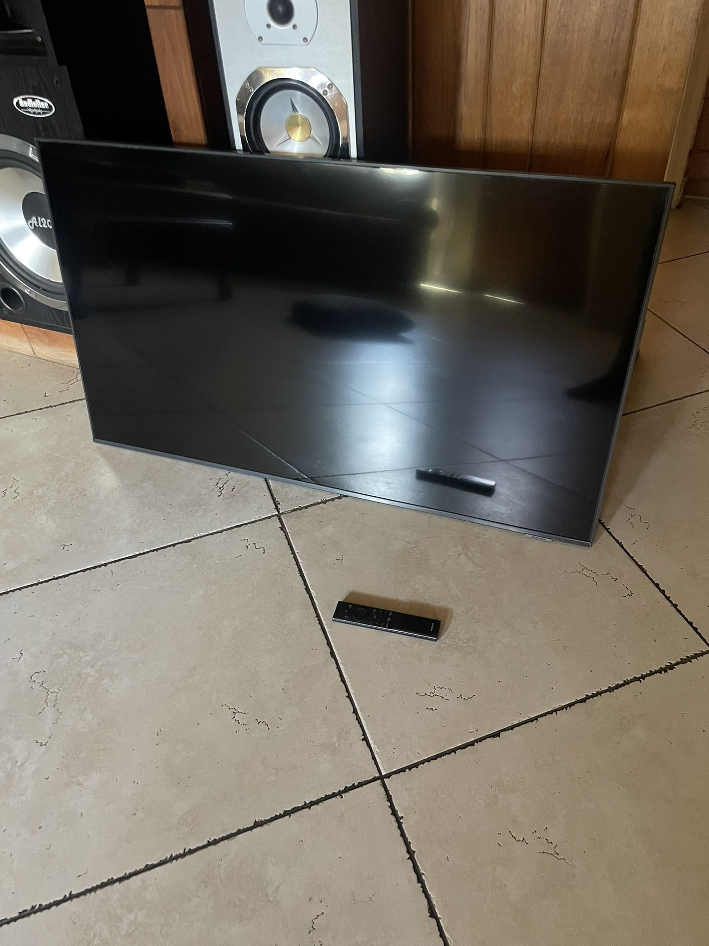 Samsung 43” QLED 4K Smart TV