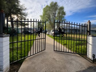 New Double Driveway Gate