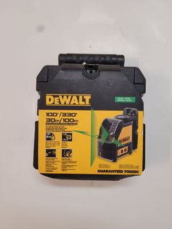 Dewalt 100'/330' Self-Leveling Cross Line Laser Level
